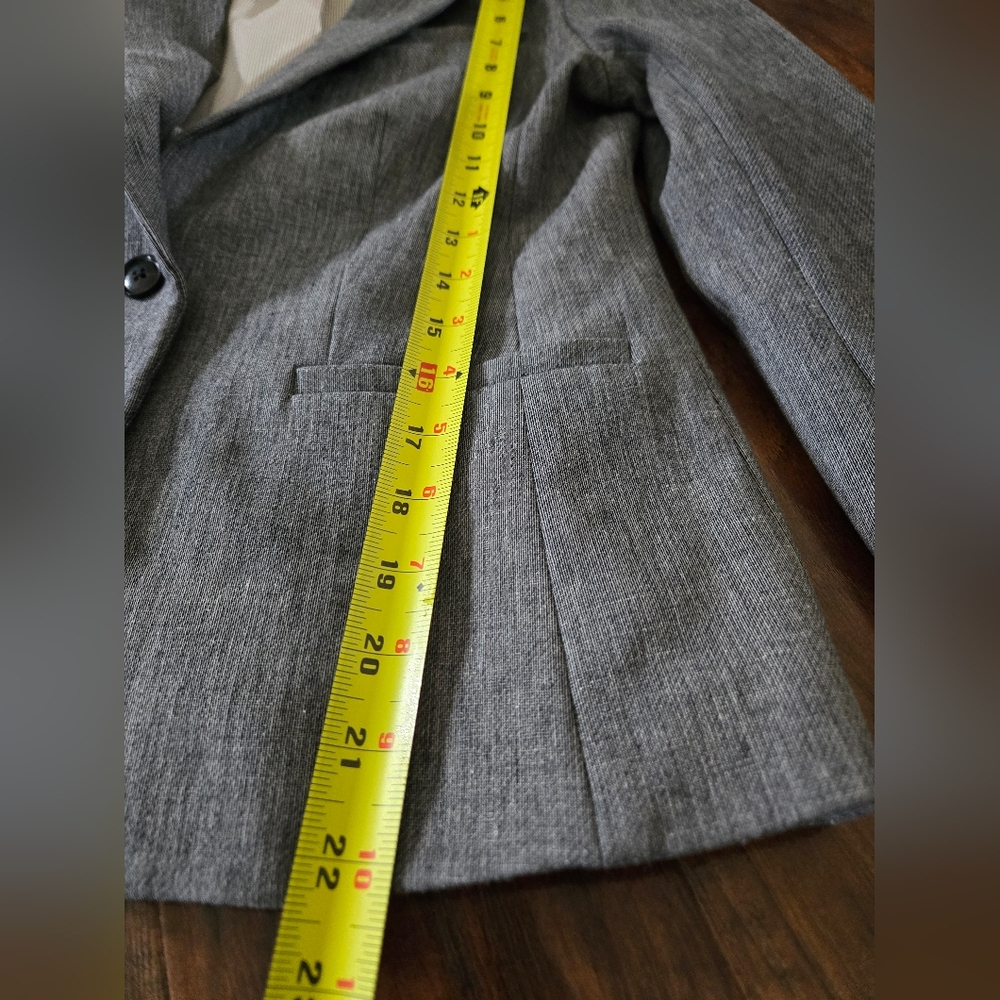 Banana Republic Classic Fit Gray Single Button Blazer Size 0 - Picture 7 of 10